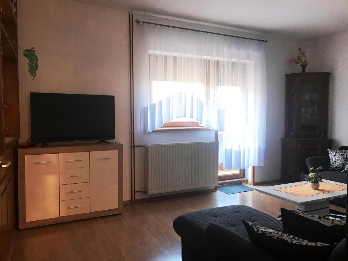 Apartments Renata Smoljanac Buitenkant foto